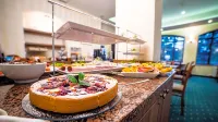 Greno Hotel & Spa - breakfast