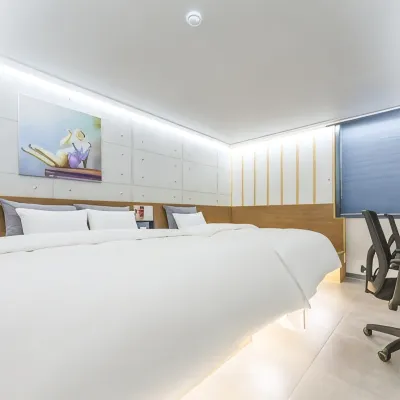 Hotel the Araboda Hotels near Hwajeong Station