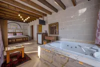Underground Cave Suites Hotel - Boutique