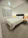 Modern Private 2BR Unit in Takapuna | Parking - guesthouses