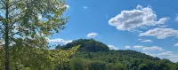 Luxury Airstream Glamping Unit 1 of 6, On-Site Hiking, Private Hot Tub and Sauna - 3つ星