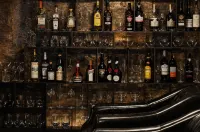 Hotel Copernicus - بار