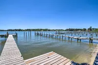 Riverfront Cottage: Fire Pit & Kayaks - 3-Star