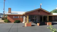 Relax Inn Yreka Hotels in Yreka