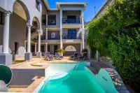 Cape Riviera Guesthouse Các khách sạn ở Cape Town