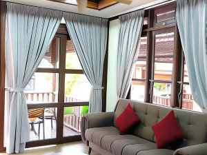 D'Razna Chalet Pantai Seberang Takir