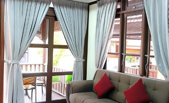 D'Razna Chalet Pantai Seberang Takir