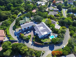 Candlewood Lodge