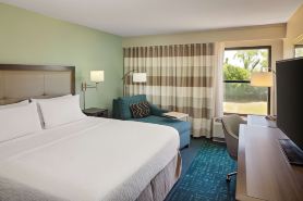 Hampton Inn & Suites Nashville-Airport