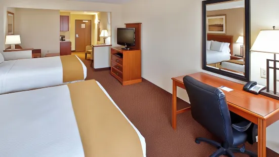Holiday Inn Express & Suites Sheldon
