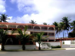 Luquillo Sunrise Beach Inn