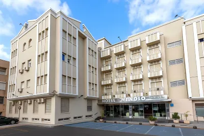 Manolo Hotels near Cruz de San Julián