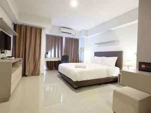 Best Price Minimalist Studio Apartment at The H Residence By Travelio