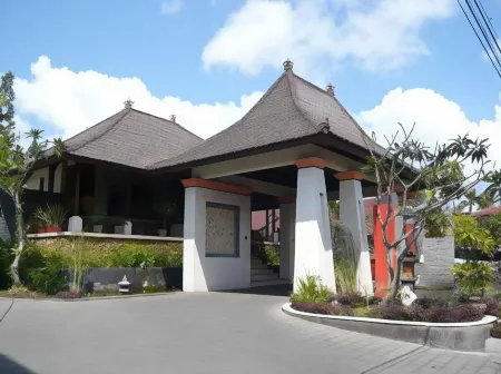 Bakung Beach Resort