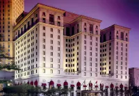 Hotel Cleveland, Autograph Collection Hotels near Tre Sorelle