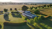 Owl Head Lodge Hotels in Gulgong