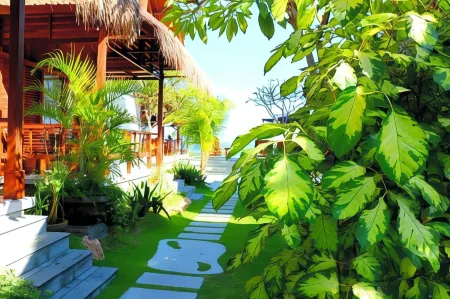 Pemedal Beach Resort Lembongan