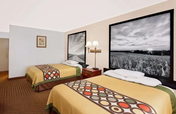 普萊恩維尤温德姆速8酒店