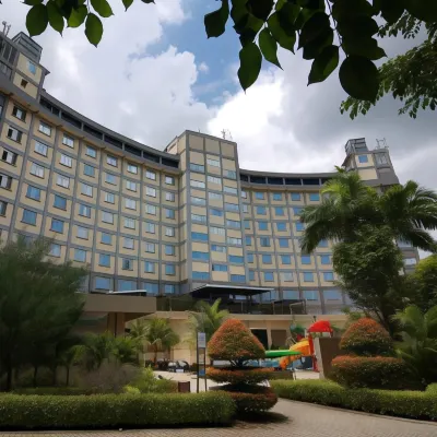 Golden View Hotel Hotel dekat Gapura Bengkong Sadai