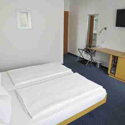 Hotel Retterath am Nurburgring Rooms