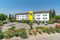 B&B Hôtel Salon de Provence Các khách sạn ở Cornillon-Confoux