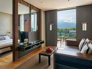 Atta Lakeside Resort Suite