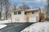 Montour Falls Apartment ~ 3 Mi to Seneca Lake! - Wifi