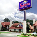 MainStay Suites Springfield South - Battlefield Rd Hotels near LOFT