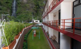 Sangay Spa Hotel