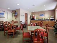 Microtel Inn & Suites by Wyndham Pueblo Hotel in zona Sangre de Cristo Arts & Conference Center