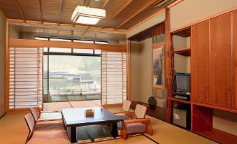 Yuttarino-Sato Inaka