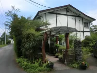 Inn Fujitomita Hotels in Oshino