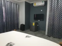 Trapezium Lodge (Royal Triangle Guest House Annex) Hotels in Amasaman