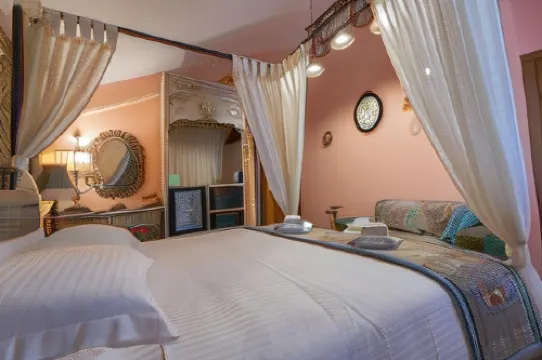 Maria's Boutique Rooms Hotels in Archea Korinthos