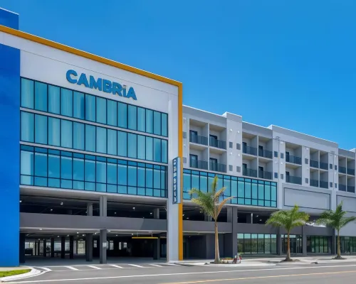 Cambria Hotel St Petersburg-Madeira Beach Marina Hotels near Walter Fuller Complex