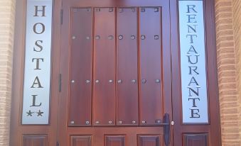 Hostal Restaurante El Molino - Housity