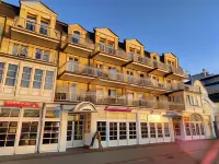 Hotel Bellevue Warnemünde Hotels in der Nähe von Promenade Mittelmole