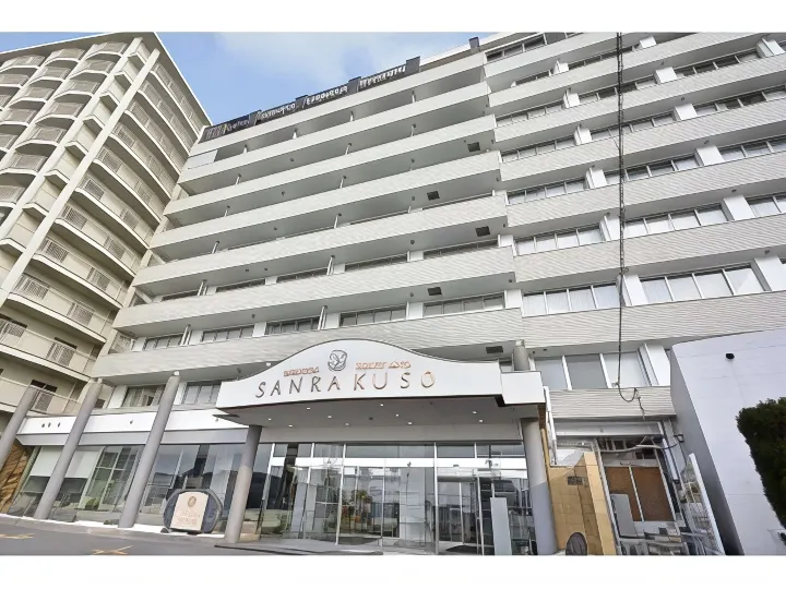 Hotel Sanrakuso