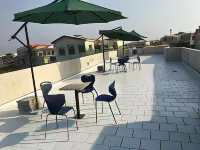 Residence MaryHouse - Free Breakfast and Taxi from Airport Hotels in Cotonou