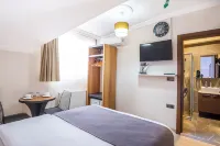 Campus Boutique Hotel Hotels near Albayrak Cami