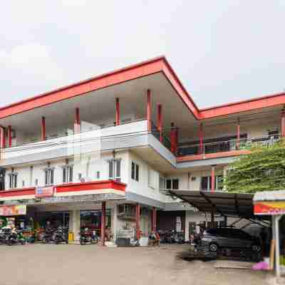 Alfa Guesthouse Serpong Mitra RedDoorz Hotel Exterior