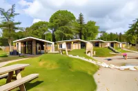 TopParken – Bospark Ede Hotels near Schoenmaker en sleutelservice Klok