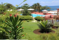 Retaj Moroni - Pools