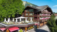 Hotel Kreuz Lenk Hotel in zona Iffigenalp