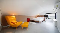 Gyeongju Marbella Pool Villa N Screen Golf