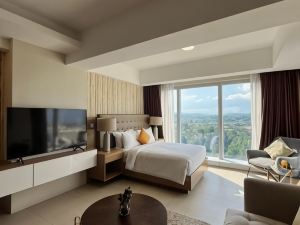 Aeon Suites Staycation Managed by Aria Hotel