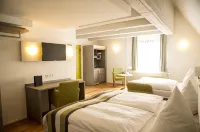 Hotel am Schloss Hotels in Neckargemund