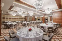 DoubleTree by Hilton Kusadasi Hotels in Kuşadası