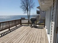 Algoma Beach Motel فنادق في Algoma