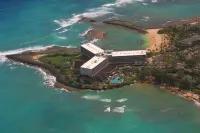Modern, Romantic Vibes in the Tropics Hotels near CLIMB Works Keana Farms Zipline Tour